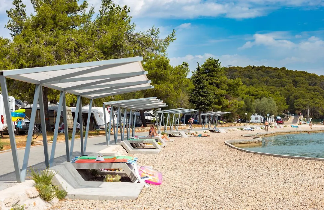 Victoria Mobilehome Camping Jezera Lovisca-1